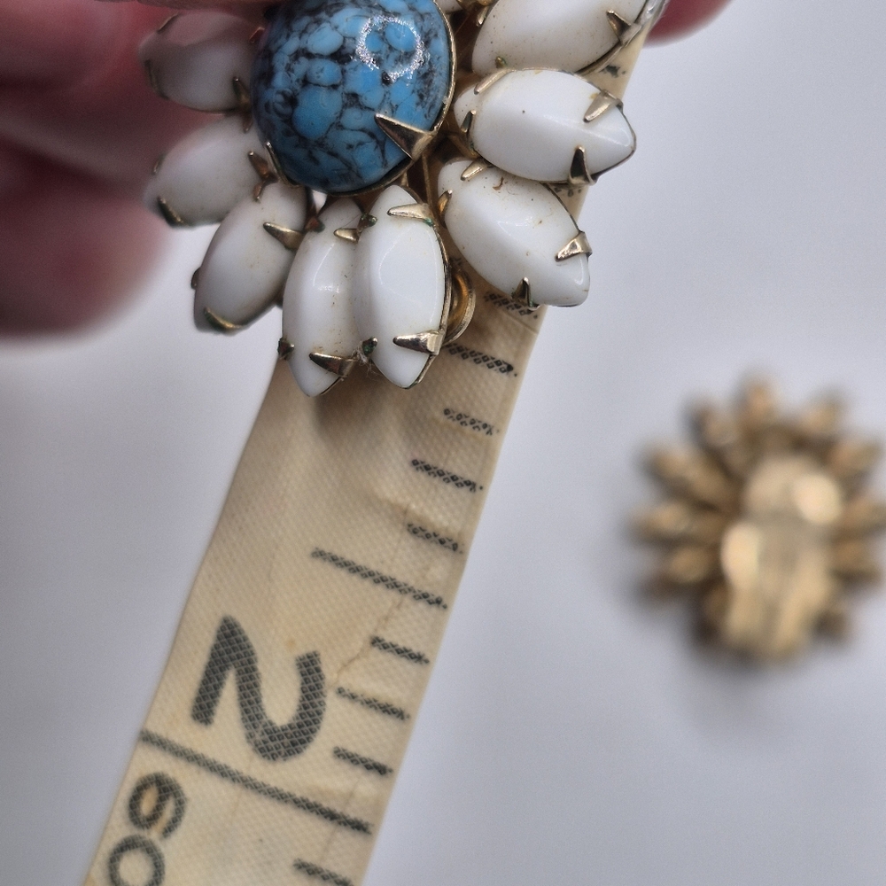 VTG Weiss Faux Turquoise & Milk Glass Earrings | SIGNED - Picture 6 of 6